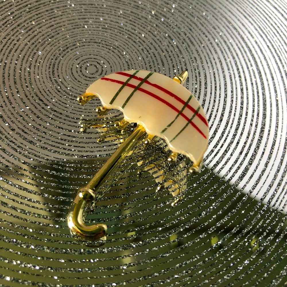 Vintage cute Umbrella Brooch ❤️